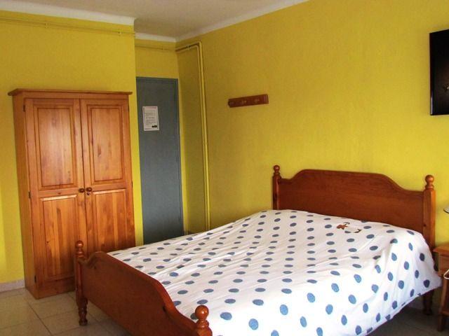 hostal-del-coll-y-la-rectoria-1