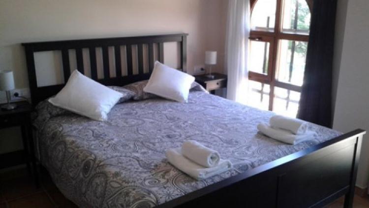 hostal-la-roda-2