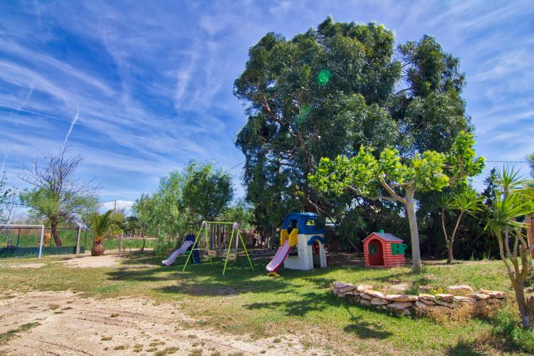 masia-rural-can-ribes-2
