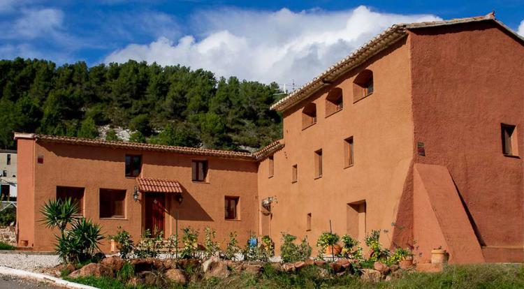 la-casa-de-les-cireres-5