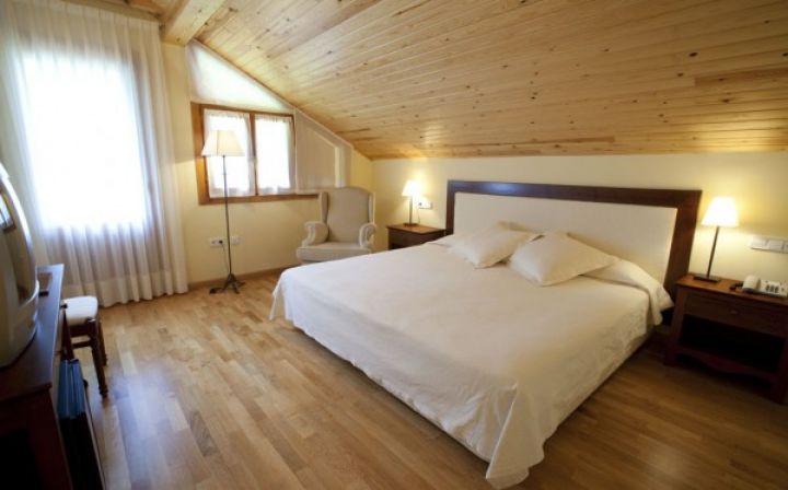 hotel-rural-estanys-blaus-3