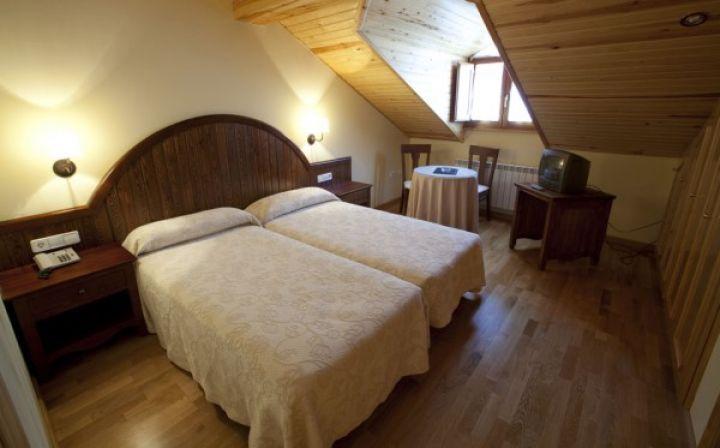 hotel-rural-estanys-blaus-4