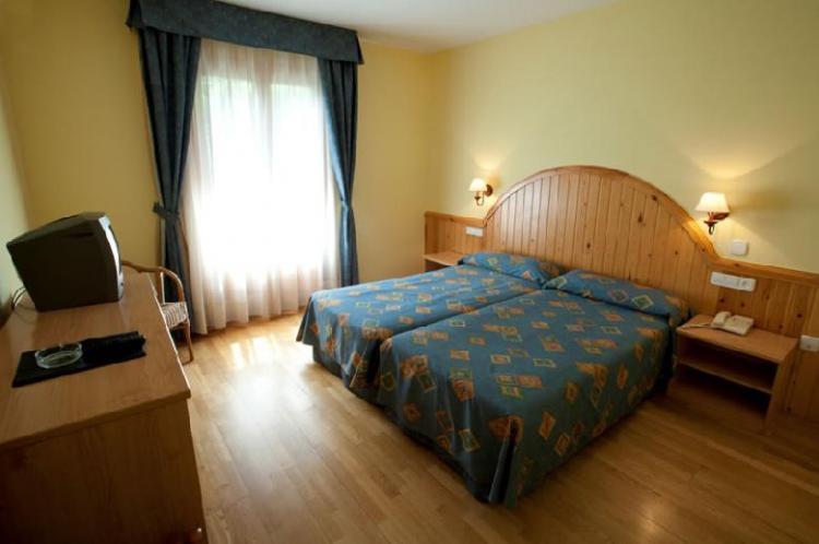 hotel-rural-estanys-blaus-5