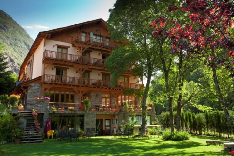 hotel-rural-estanys-blaus-6