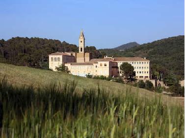 hotel-monestir-de-les-avellanes-2