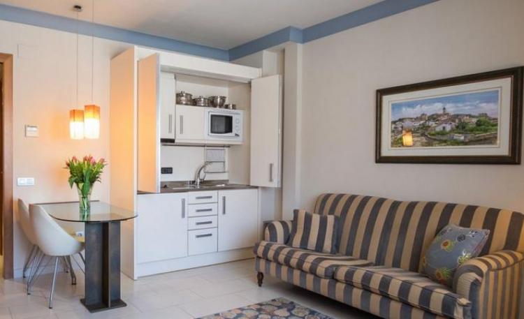 apartamentos-sant-jordi-montbrio-5