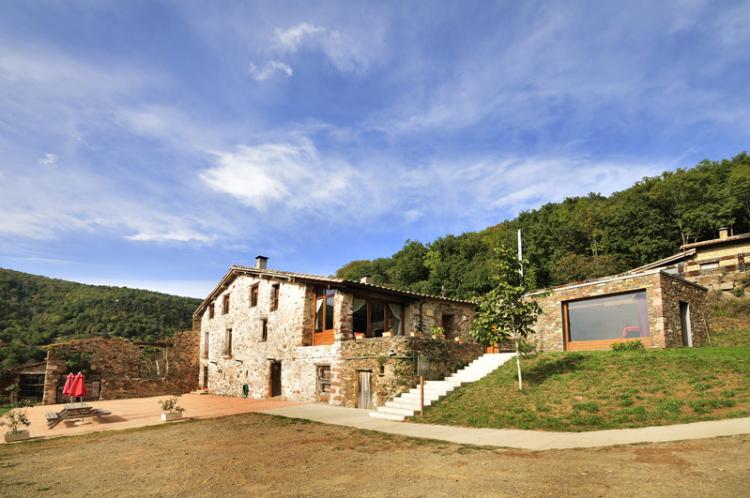 casa-rural-can-soler-y-can-simonet-de-rocabruna-1