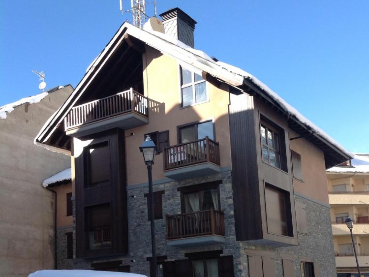 luxury-house-esterri-daneu-7