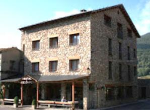 hostal-pas-de-la-pera-5