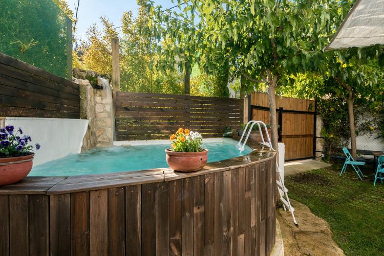 casa-rural-cervecera-les-canyes-8