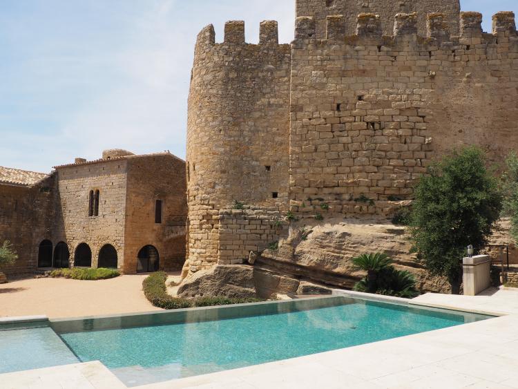casa-castell-de-peratallada-deco-9