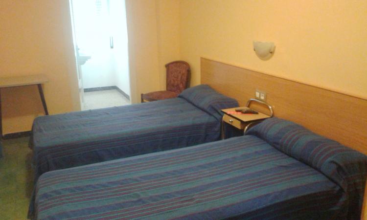 hostal-urgell-3
