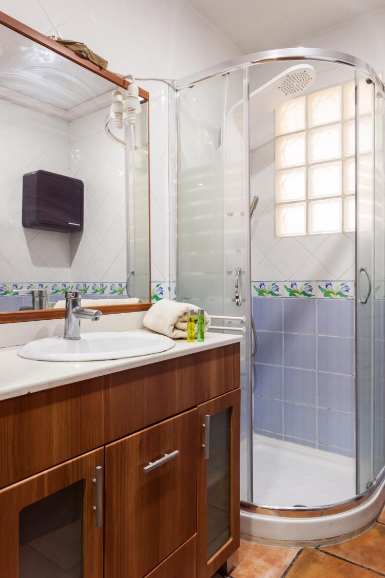 hhbcn-beach-apartment-castelldefels-2-5