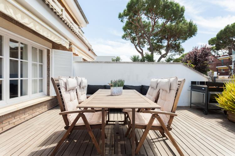 hhbcn-beach-house-castelldefels-2-5
