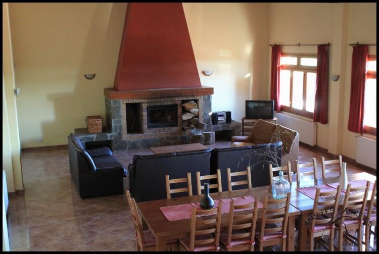 mas-les-cabretes-3