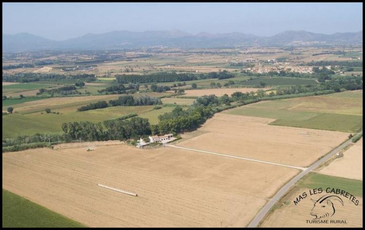 mas-les-cabretes-4