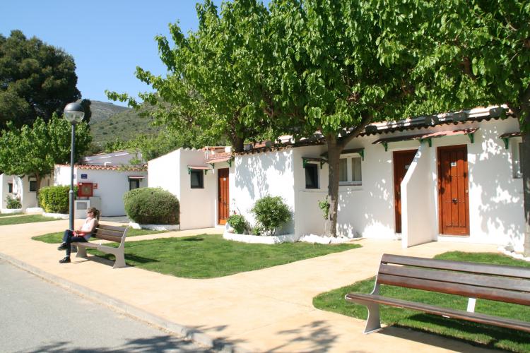cala-montjoi-ciudad-de-vacaciones-4